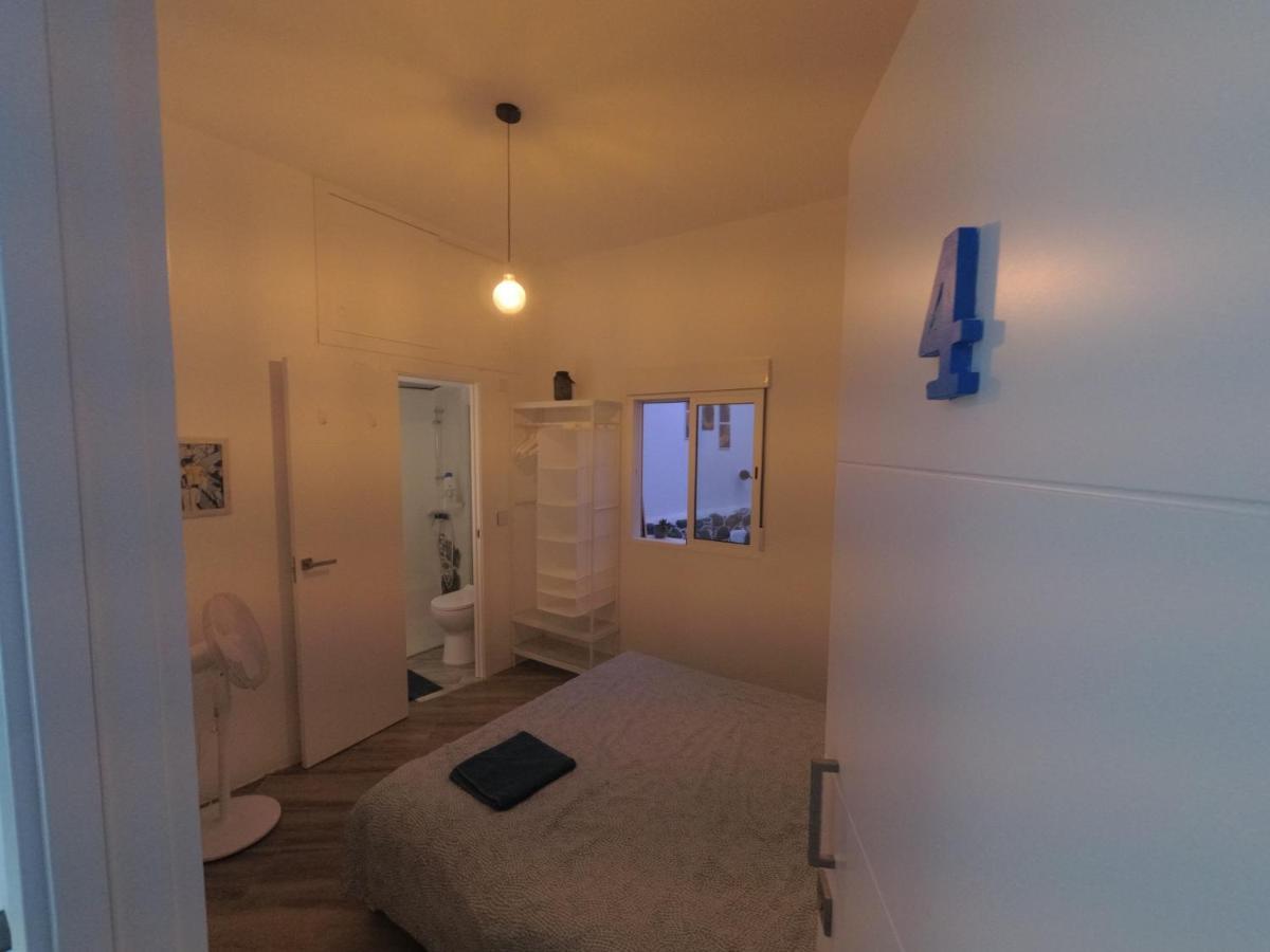 Room With Private Bathroom - Vivienda Vacacional Out Of Blue Santa Cruz de la Palma  Exteriér fotografie