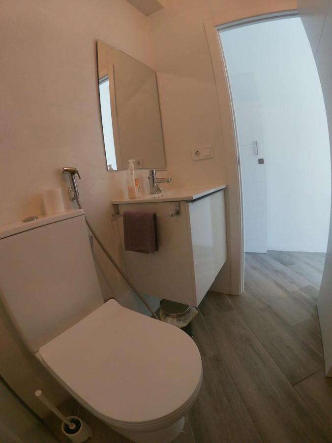 Room With Private Bathroom - Vivienda Vacacional Out Of Blue Santa Cruz de la Palma  Exteriér fotografie